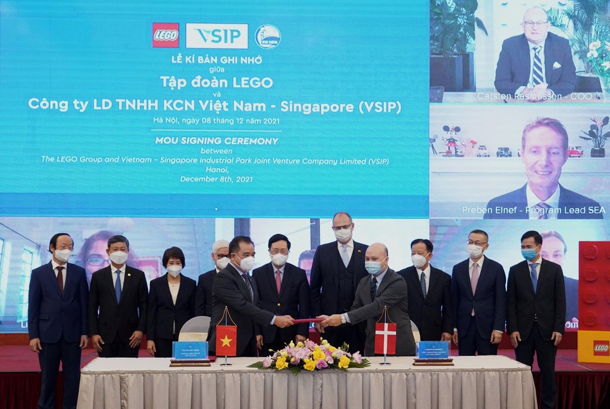Tập đoàn LEGO (Đan Mạch) ký Biên bản ghi nhớ hợp tác với Công ty Liên doanh TNHH Khu Công nghiệp Việt Nam – Singapore (VSIP)